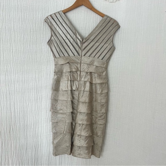 Adrianna Papell Neutral Champagne Tiered V Neck Cocktail Dress Size 4P - Picture 3 of 6